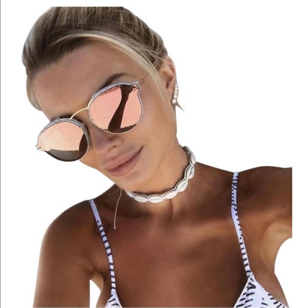 Dior pink mirror dioreclat sunglasses.